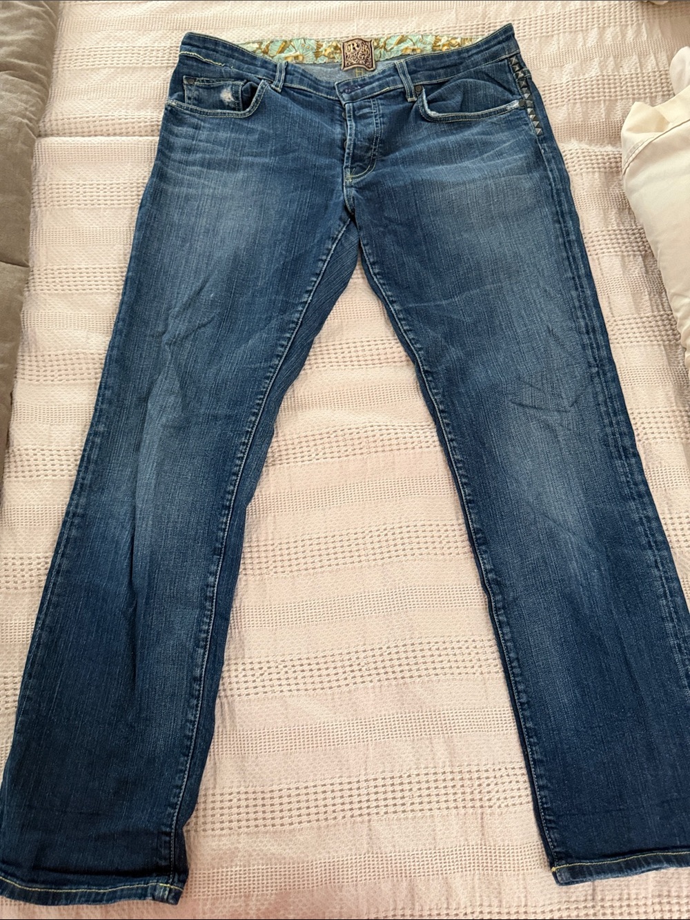 Rich & Skinny Women's Dark Blue Cropped Jeans